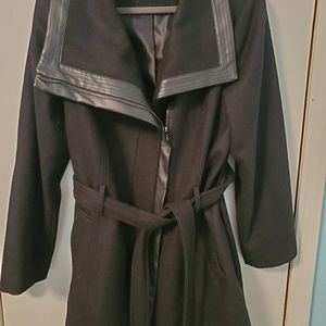 Dress coat with leather accents